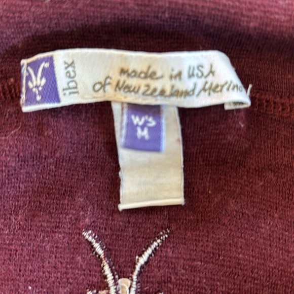 Ibex Merino Wool half zip top size medium - Picture 5 of 5